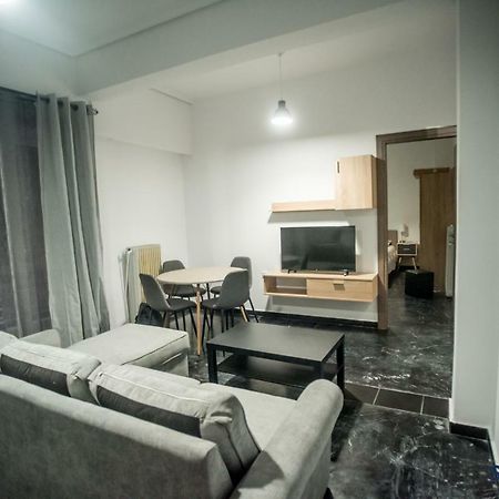 Explore Greece From Bright City Centre Apartment Chalkís 외부 사진